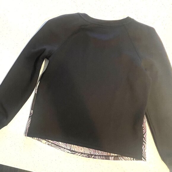 NEW Simply Vera - Vera Wang Sweat Top - Picture 3 of 3